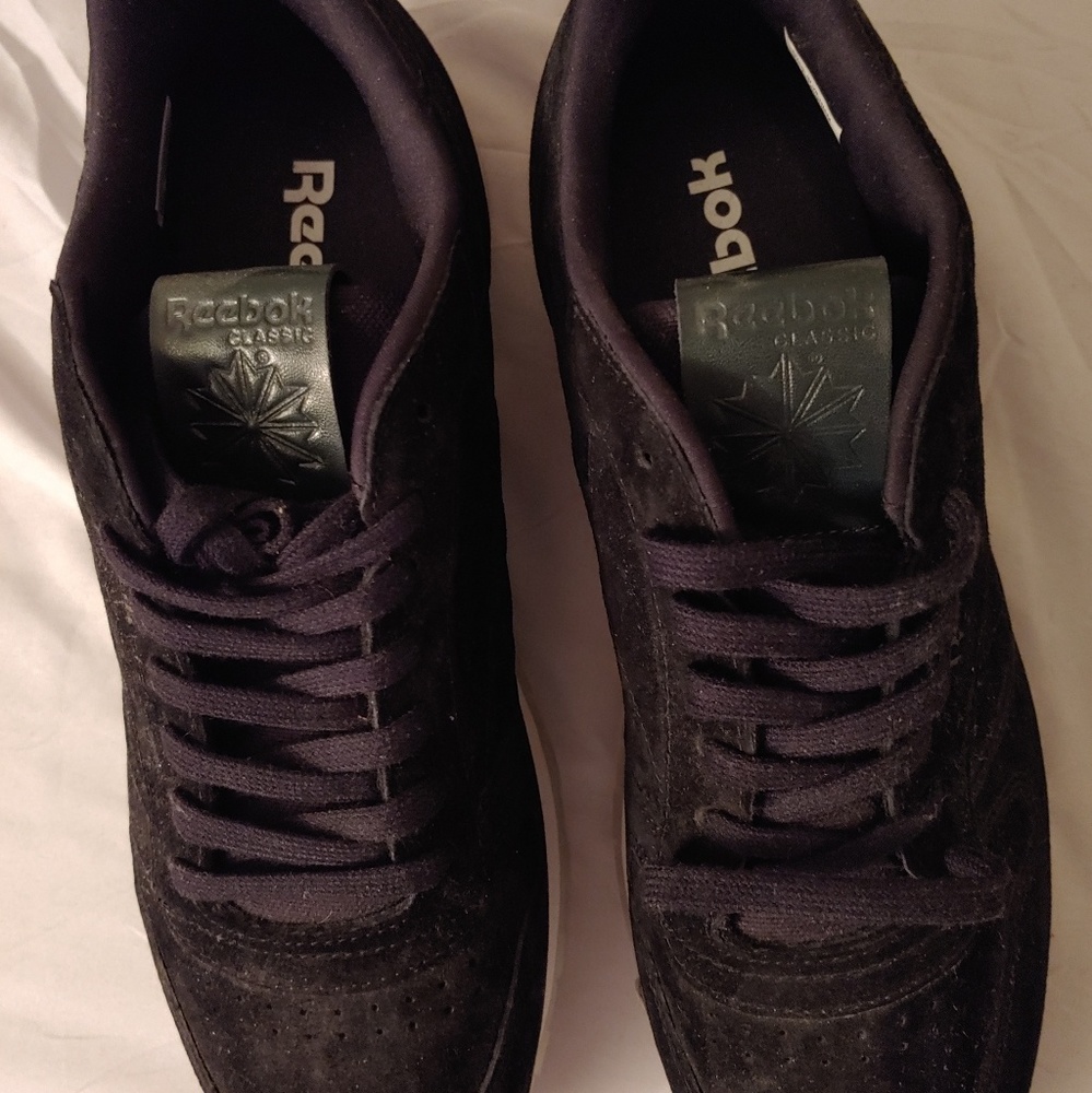 Mens Reebok Classic black suade